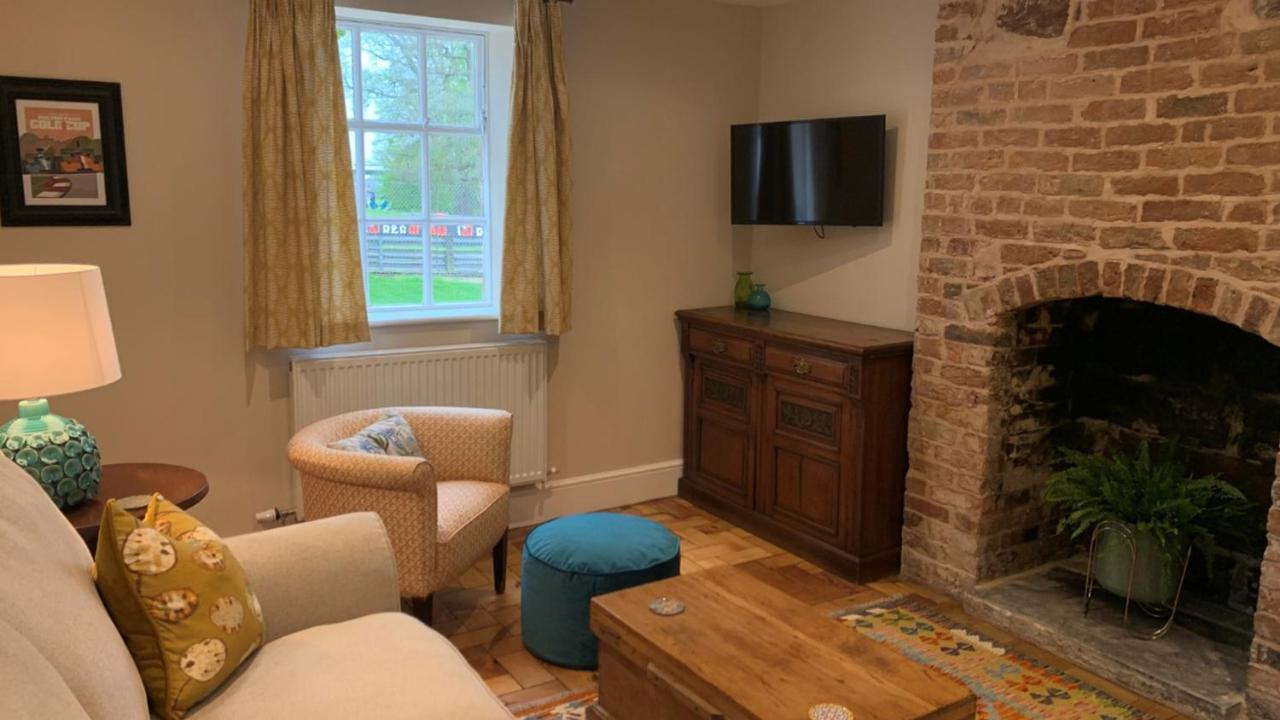 Oulton Park Lodge Little Budworth Экстерьер фото
